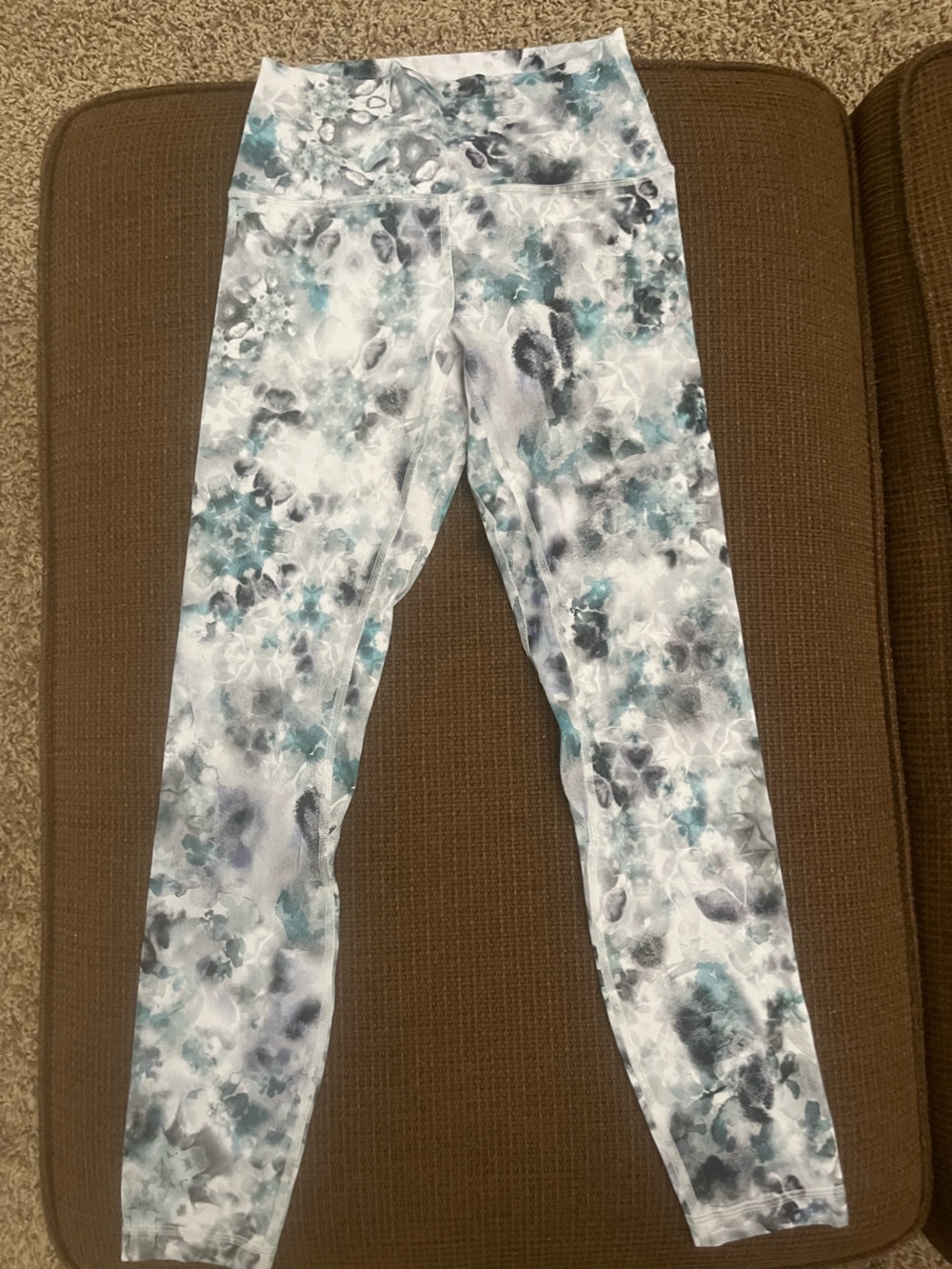 lululemon athletica Women's Printed Leggings in Teal and Gray Wash